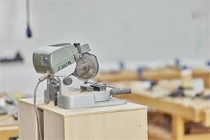 北京一土学校教室