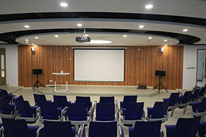 卡迪夫公学平湖学校校园环境